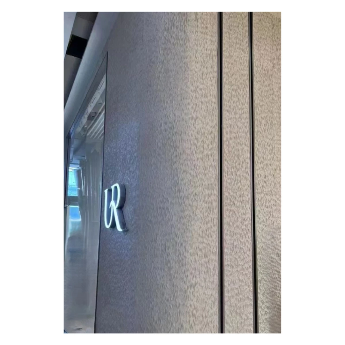 Decorative PVC - Ridged Stone-Effect Beige | VALÀ - Home & Contract