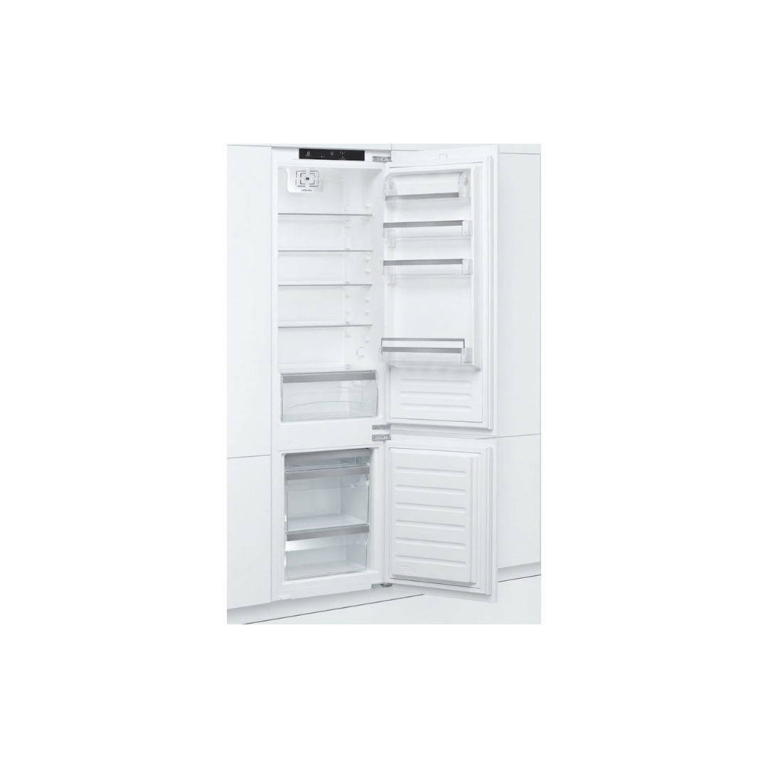 Built-In Fridge-Freezer 194L Whirlpool