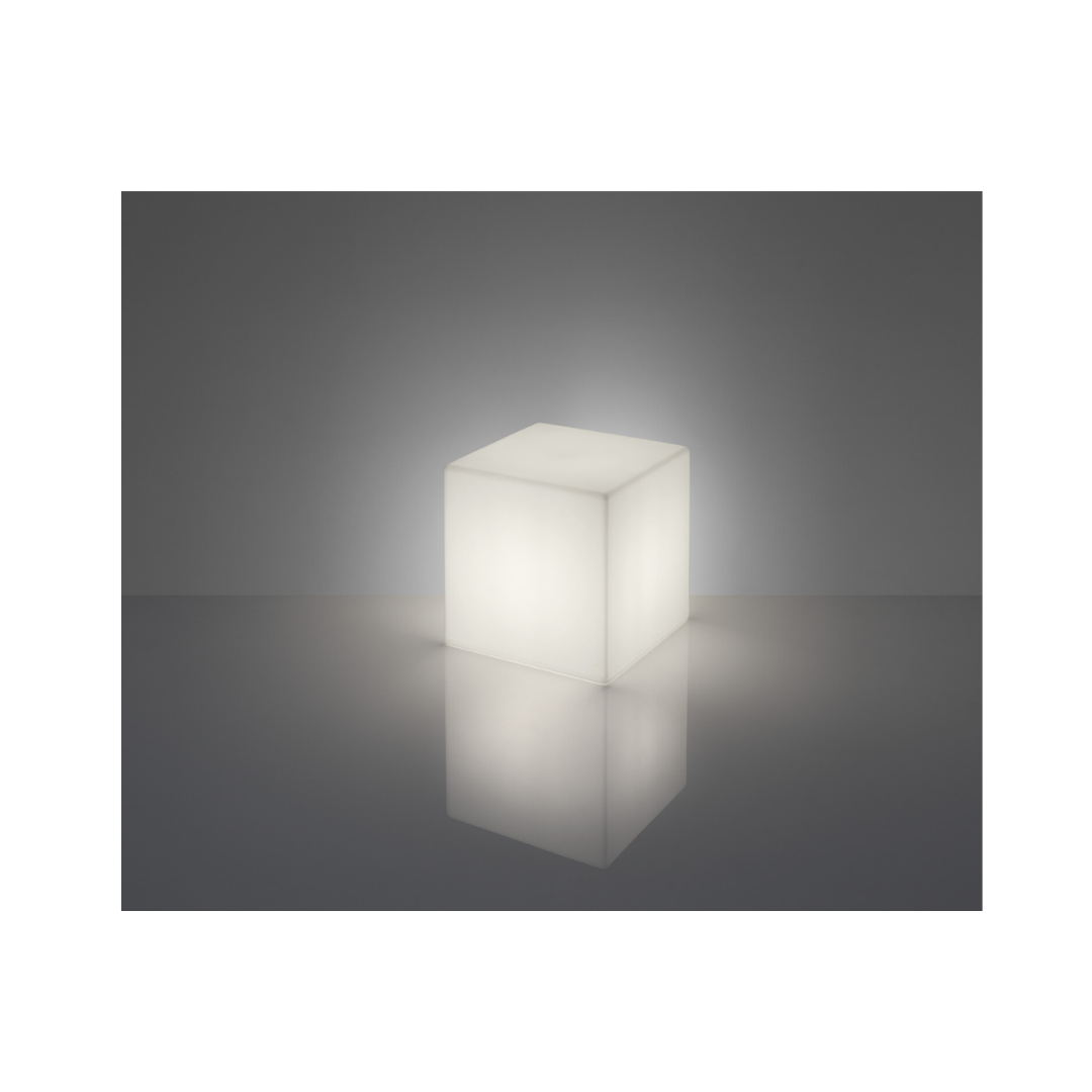 Cubo Outdoor Lamp – White Base